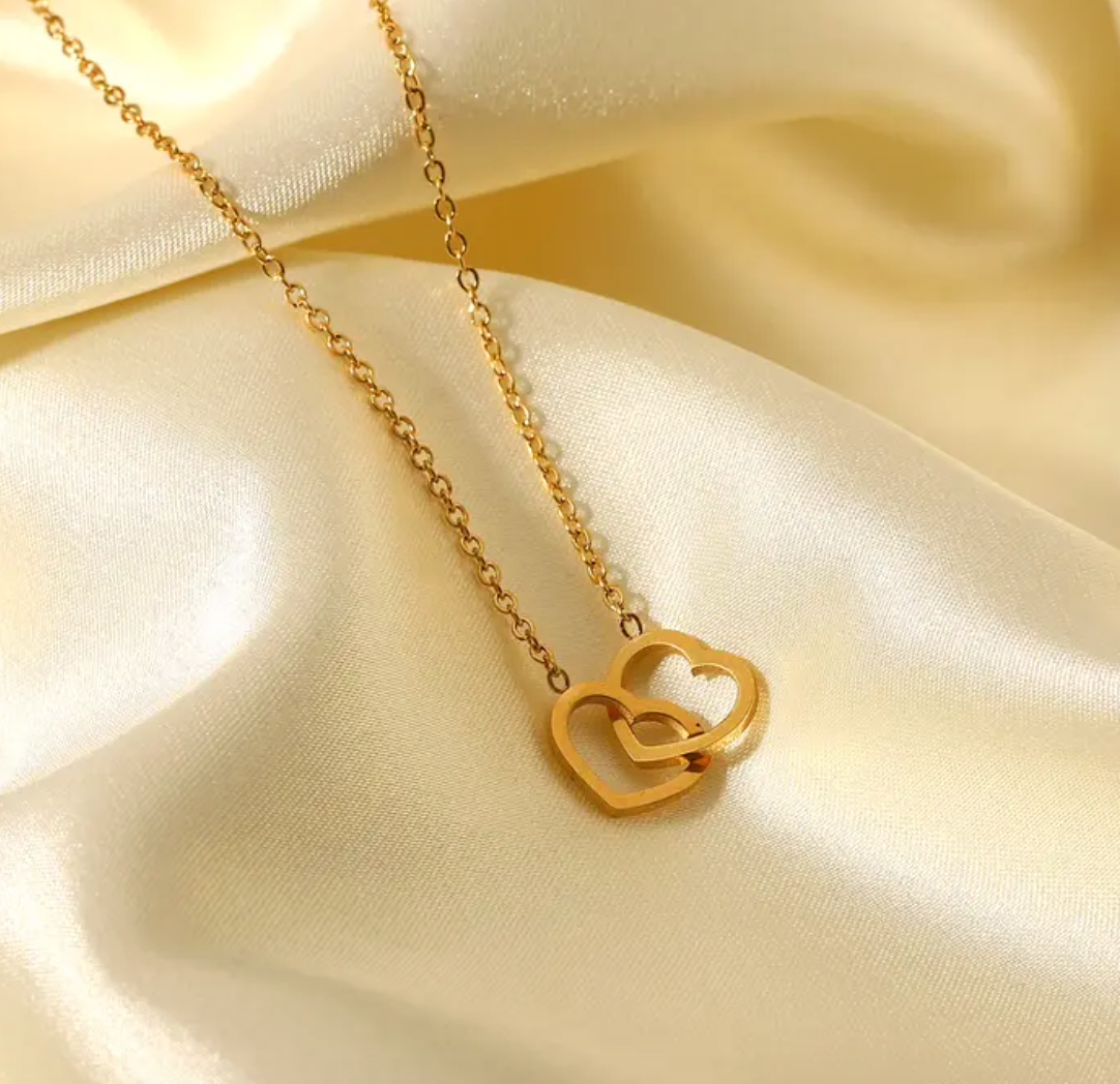 Lana | Collier double Coeur en acier inoxydable  plaqué or 18K